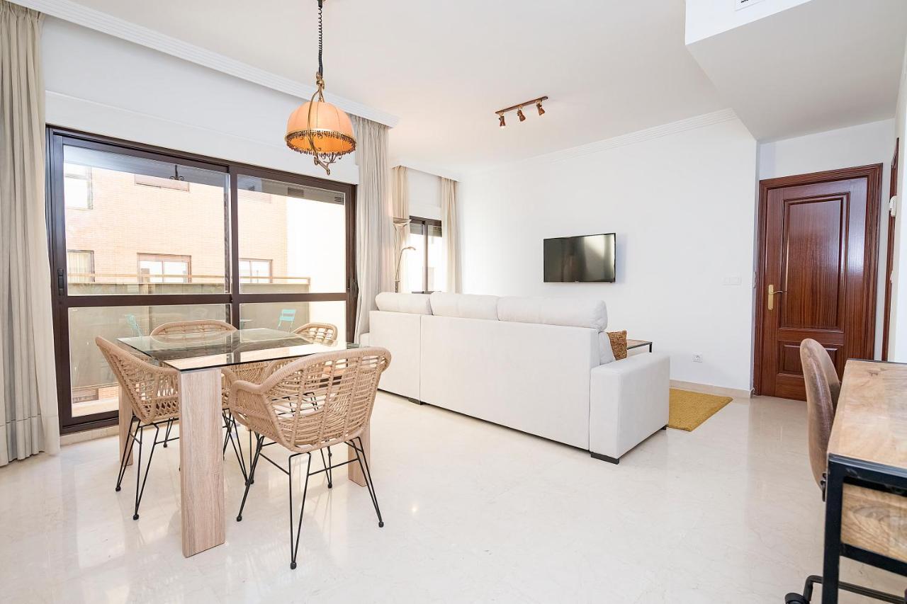Apartmán Bhost - Colon Màlaga Exteriér fotografie