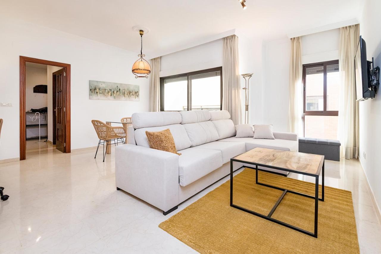 Apartmán Bhost - Colon Màlaga Exteriér fotografie