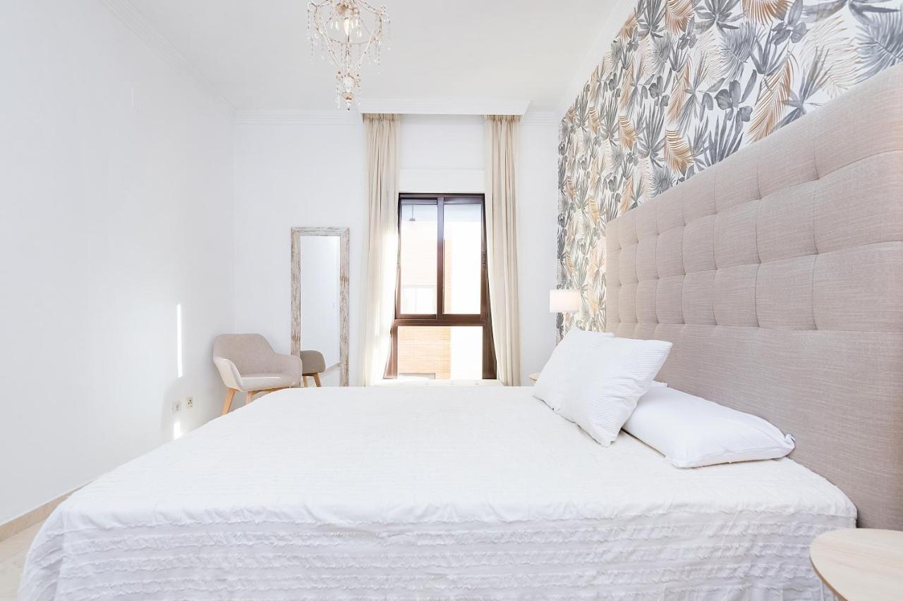 Apartmán Bhost - Colon Màlaga Exteriér fotografie